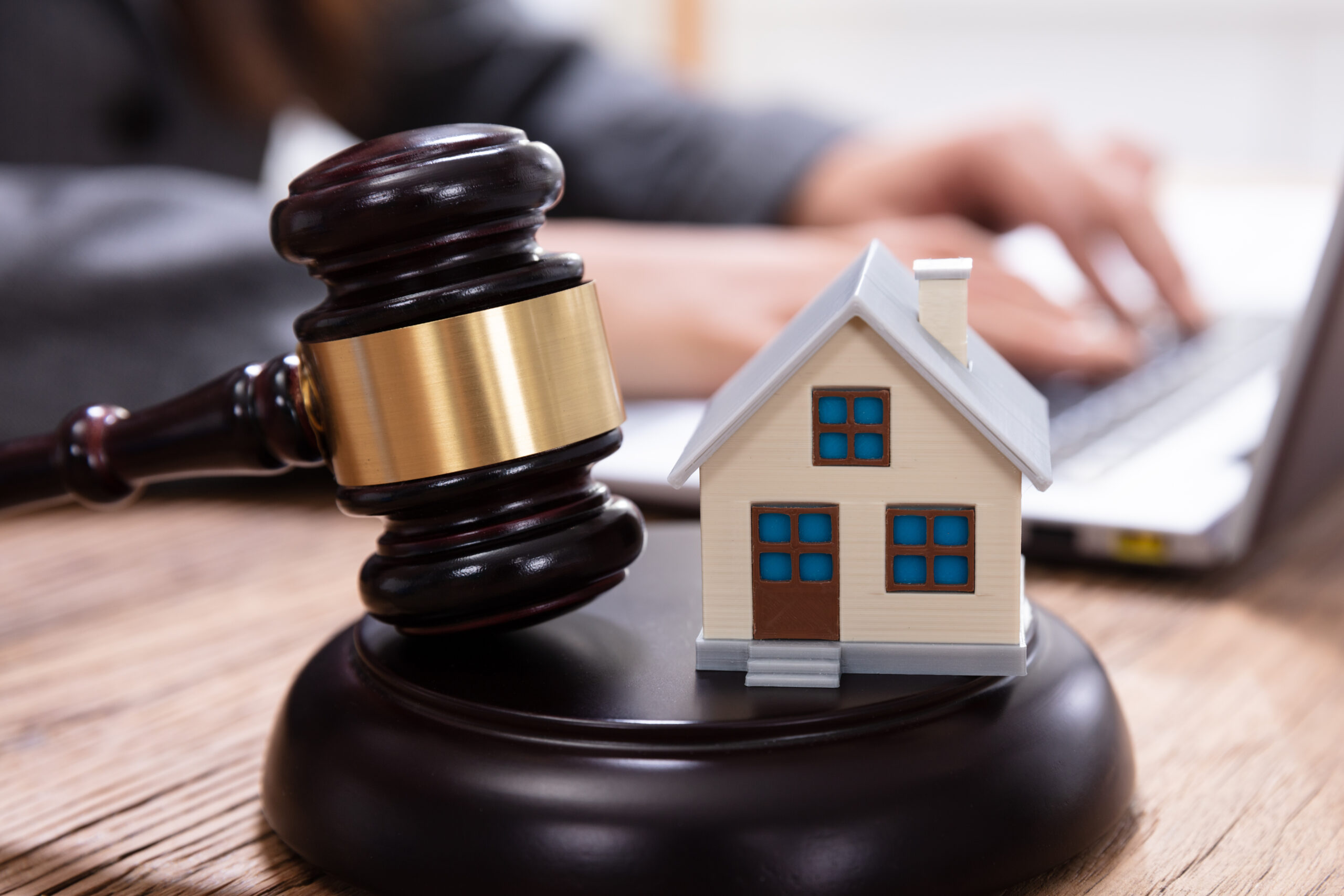 "Resolving Property Conflicts: Navigating the Complex World of Real Estate Disputes"